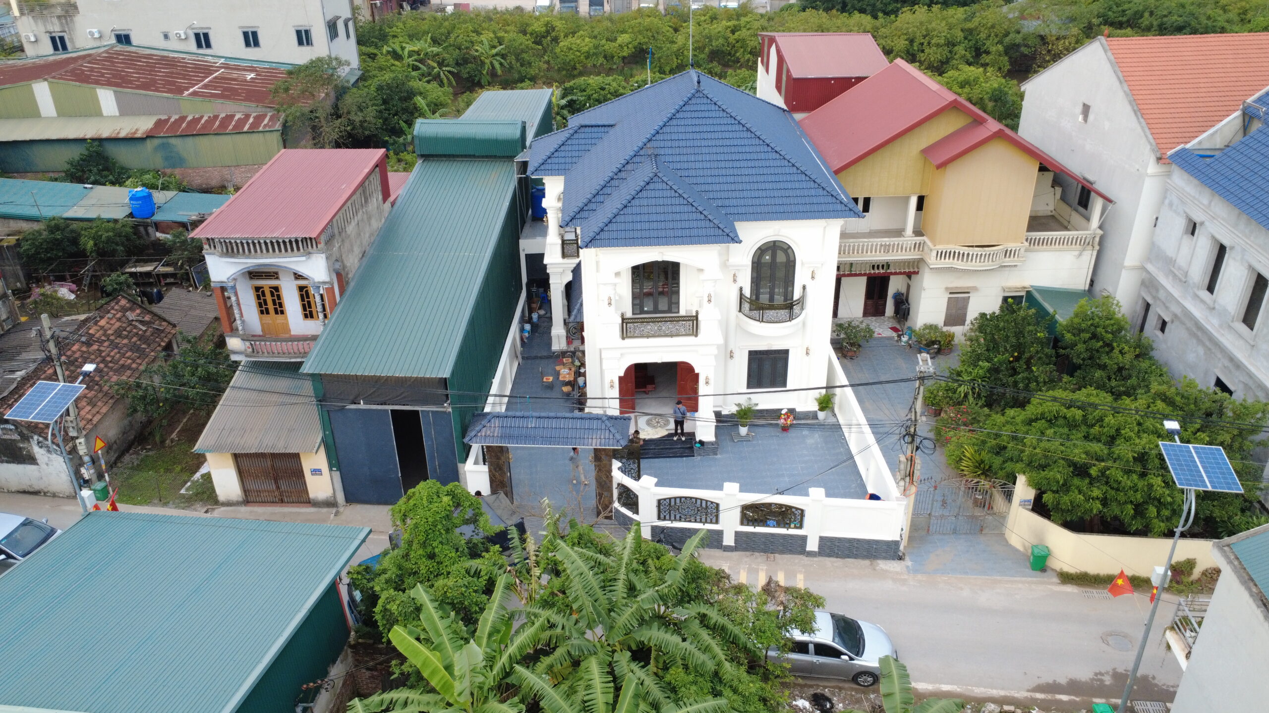 Hoàn Thiện Nhà 2 Tầng Đẹp Mái Nhật Tại Hưng Yên