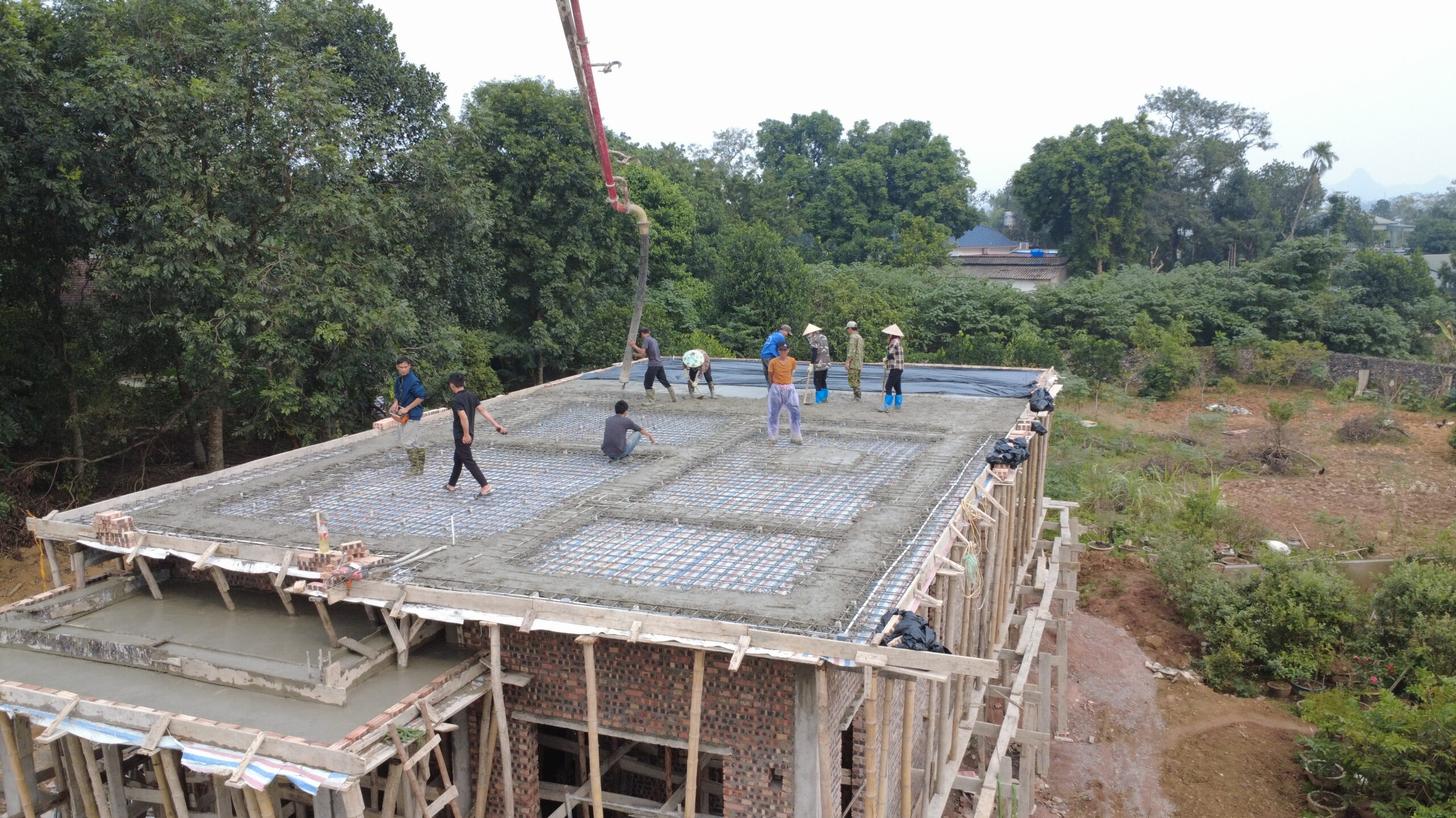 Thi Công Mái Nhật Chuẩn Cho Biệt Thự 1 Tầng Tại Hòa Bình